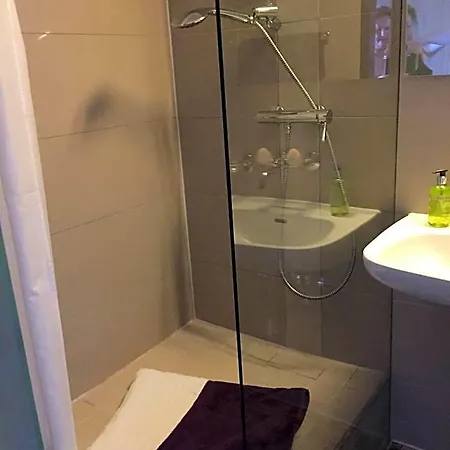 Seeblick Mit Anbindung An Ein 4-sterne-hotel Ξενοδοχείο