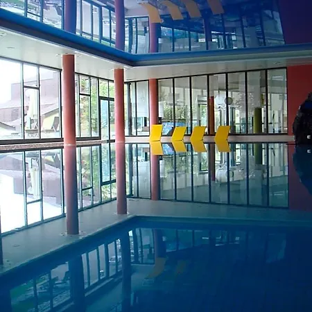 Seeblick Mit Anbindung An Ein 4-sterne-hotel Ξενοδοχείο